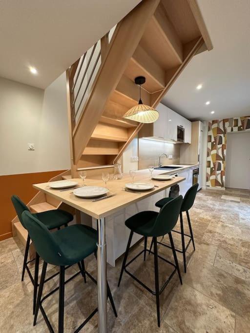 Maison Avec Cour Interieure Суйак Экстерьер фото